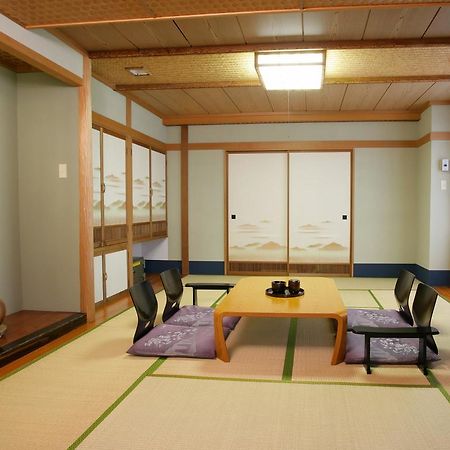 Toya Gokirakutei Hotel Toyako Buitenkant foto